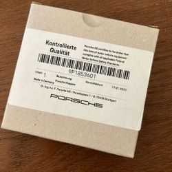 Brand New Porsche Emblem Plus Gasket 