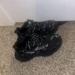 Balenciaga Black