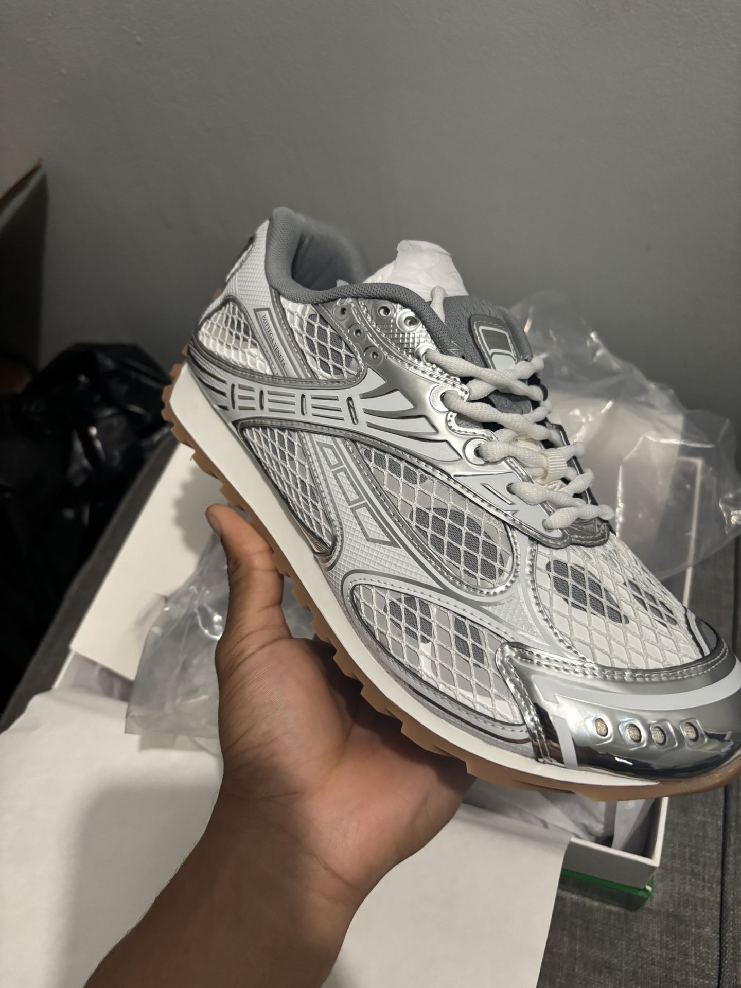 Bottega Size 44
