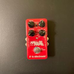 TC Electronic Hall Of Game Reverb Effect Pedal