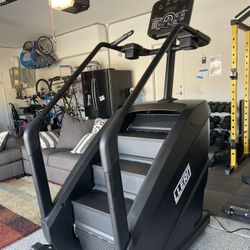 LLERO COMMERCIAL X3 STAIRMASTER / STAIR CLIMBER - Free Delivery & Assembly