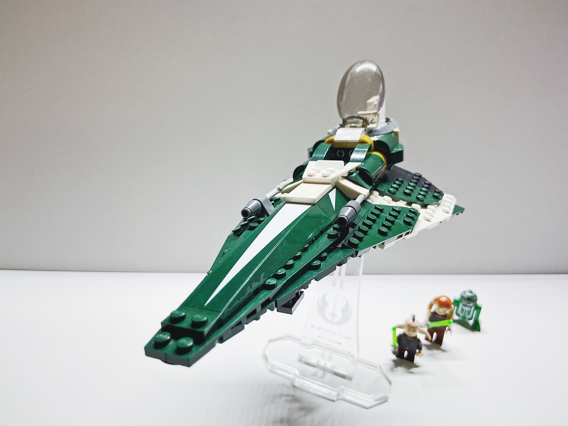Lego Star Wars 9498 Saesee Tiin’s Jedi Starfighter