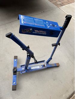 Louisville Slugger Blue Flame Pitching Machine