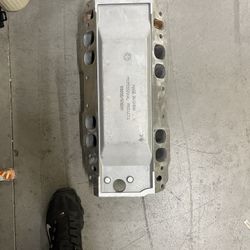 Single Plan Large Oval Port Intake Manifold