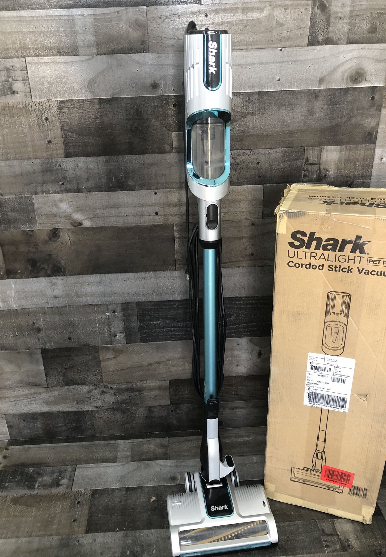 Shark HZ251 Ultralight Corded Stick Self-Cleaning Brushroll, Perfect, Converts to Hand Vacuum, LED Headlights, -Teal.32 Quarts Capacity