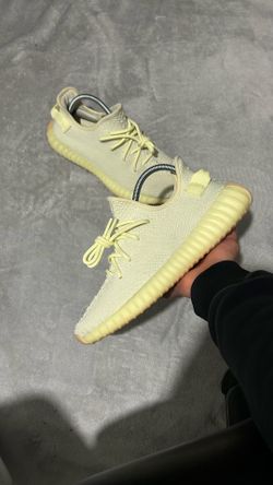 Yeezy 350 boost butter size 9.5