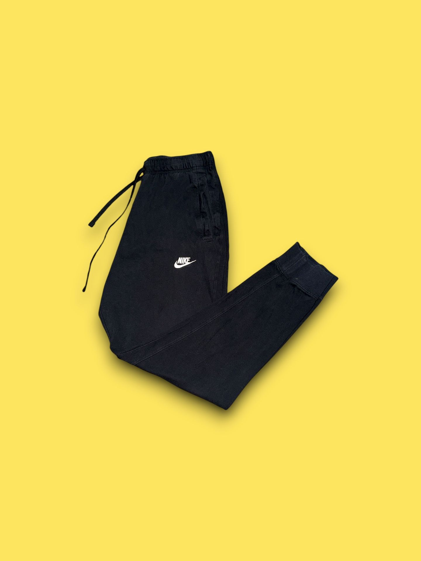 Nike sportswear club fleece tapered sweatpants black men’s medium