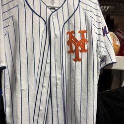 Men’s Size Large Mets Button Down Shirt 