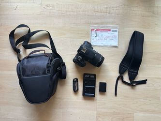 New FIRM PRICE Canon DSLR Camera with Lens and Accessories