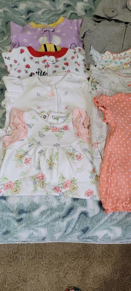 Baby clothes  