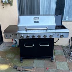 BBQ Grill - 6 Burner