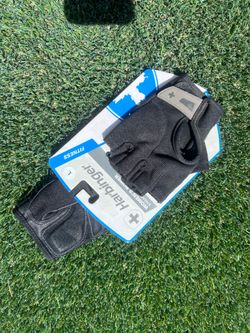 Weightlifting gloves