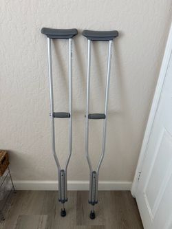 Pair of Aluminum Crutches