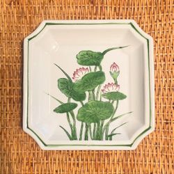 Vintage 8” W x 8” H Andrea by Sadek Water Lily Porcelain Catchall Tray (Unmarked)