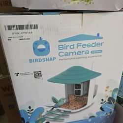 birdsnap® TUC Bird Feeder with Camera 2K HD, Solar Panel 32GB Card 4-in-1 Perch, 160°View Auto Detect & Notify AI Identify Video Bird Camera Wireless 