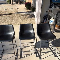3 Stools 