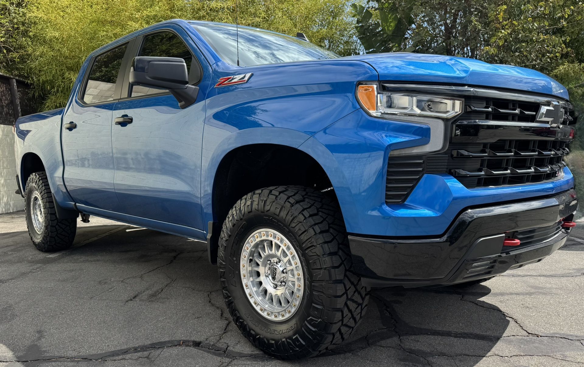 Kmc IMS 552 Silver 17x8.5 6x139.7 +25 Offset With Nitto Ridge Grappler 35x12.50R17 Tires🔥🔥🔥🔥