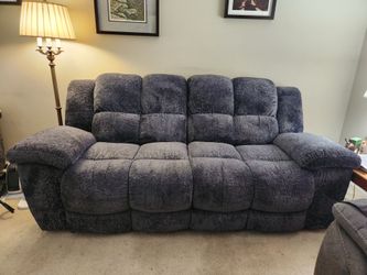 Recliner Couch with Cupholders