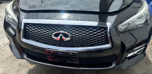 2020 infiniti Q50 front bumper with grill
