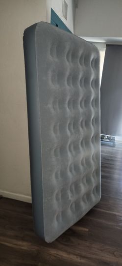 Twin XL Air Mattress