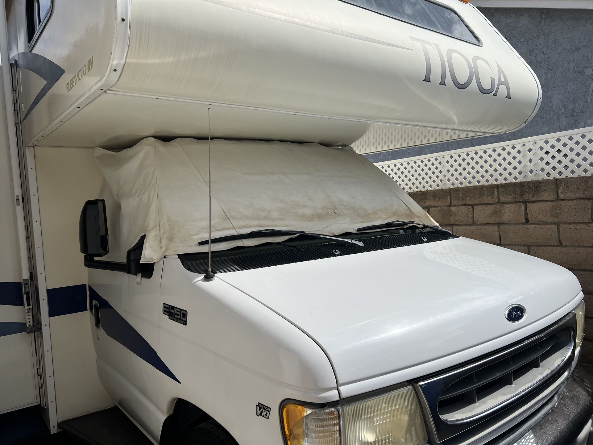 2001 Fleetwood Tioga