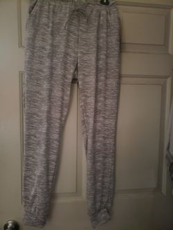 Juniors Fleece Jogger Pants Size Lrg (NEW)