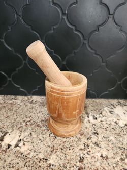 Wooden Mortar and Pestle Set