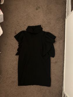 Black dressy ruffled shirt Forever 21