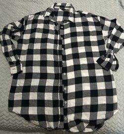 Black and White Buffalo Plaid Button-Up Shirt
