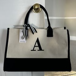 Brand New Women’s Handbag With Tags.