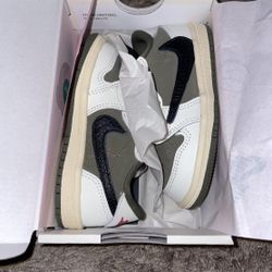 Travis Scott Medium Olive (TD) 7C