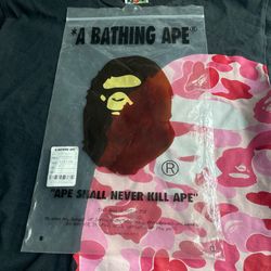 A BATHING APE