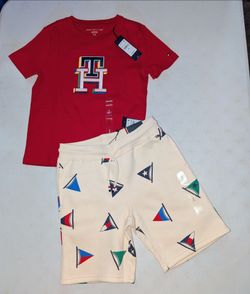 New Boys Small(6-7) Tommy Hilfiger Outfit