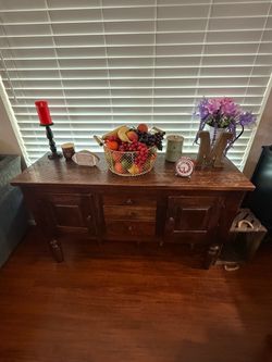 Wood Hutch