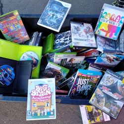 Huge videogame Lot / 120+ Games - Great Condition 