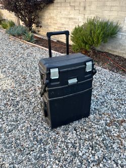 Fold out toolbox tool bench