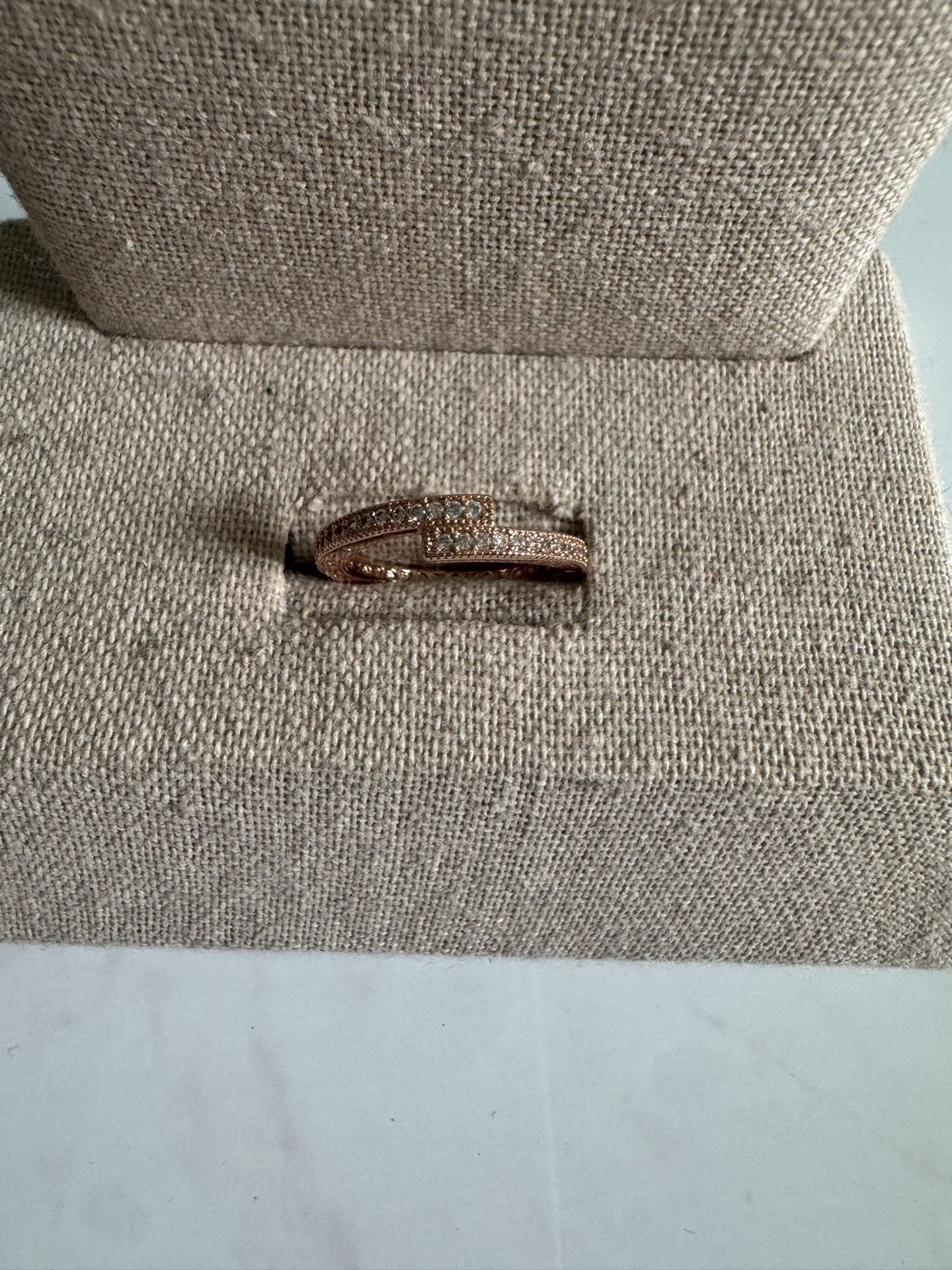 Pandora Ring