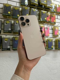 iPhone 16 Pro Max 256GB UNLOCKED