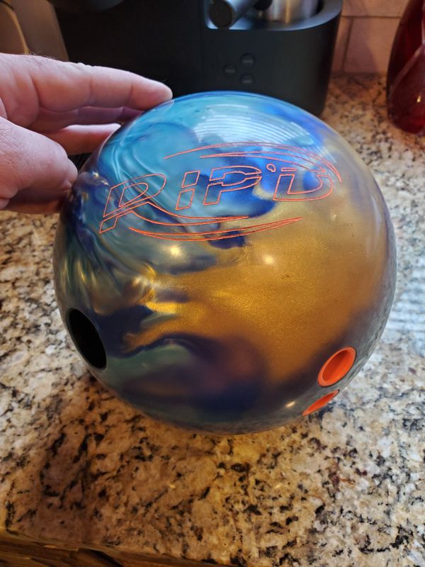 Hammer ripd bowling ball for Sale in Dallas, TX - OfferUp
