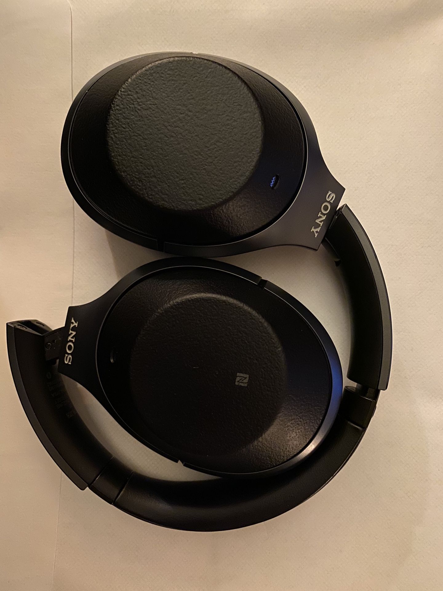 Sony WH-1000XM2