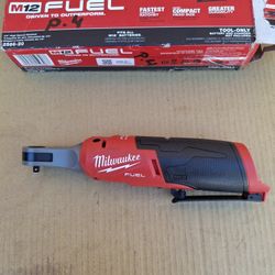 Milwaukee M12 FUEL 1/4" High Speed Ratchet (Tool Only)