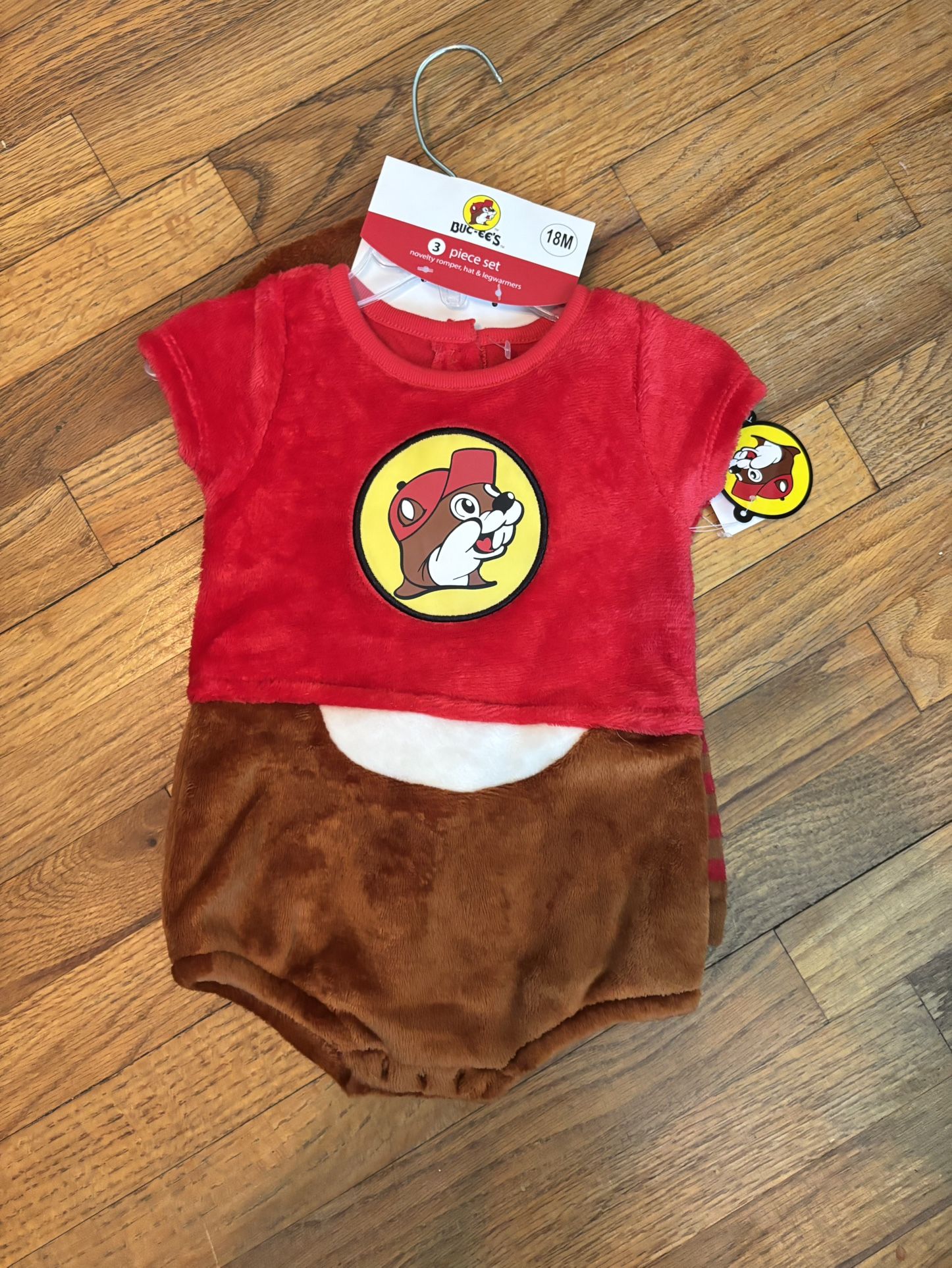 Buc-ee's baby onesie  Brand new 