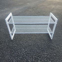 WOOD SHOE RACK 40IN long