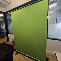 Elgato freestanding collapsible green screen