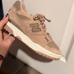 New Balance 550 