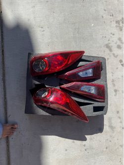 Mazda 3 taillights