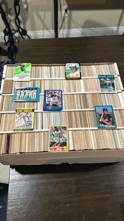 Sports Cards/Baseball Cards 