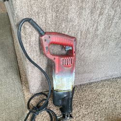 MILWAUKEE ( Sawzall )