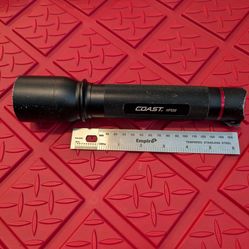 Coast HP550 Flashlight