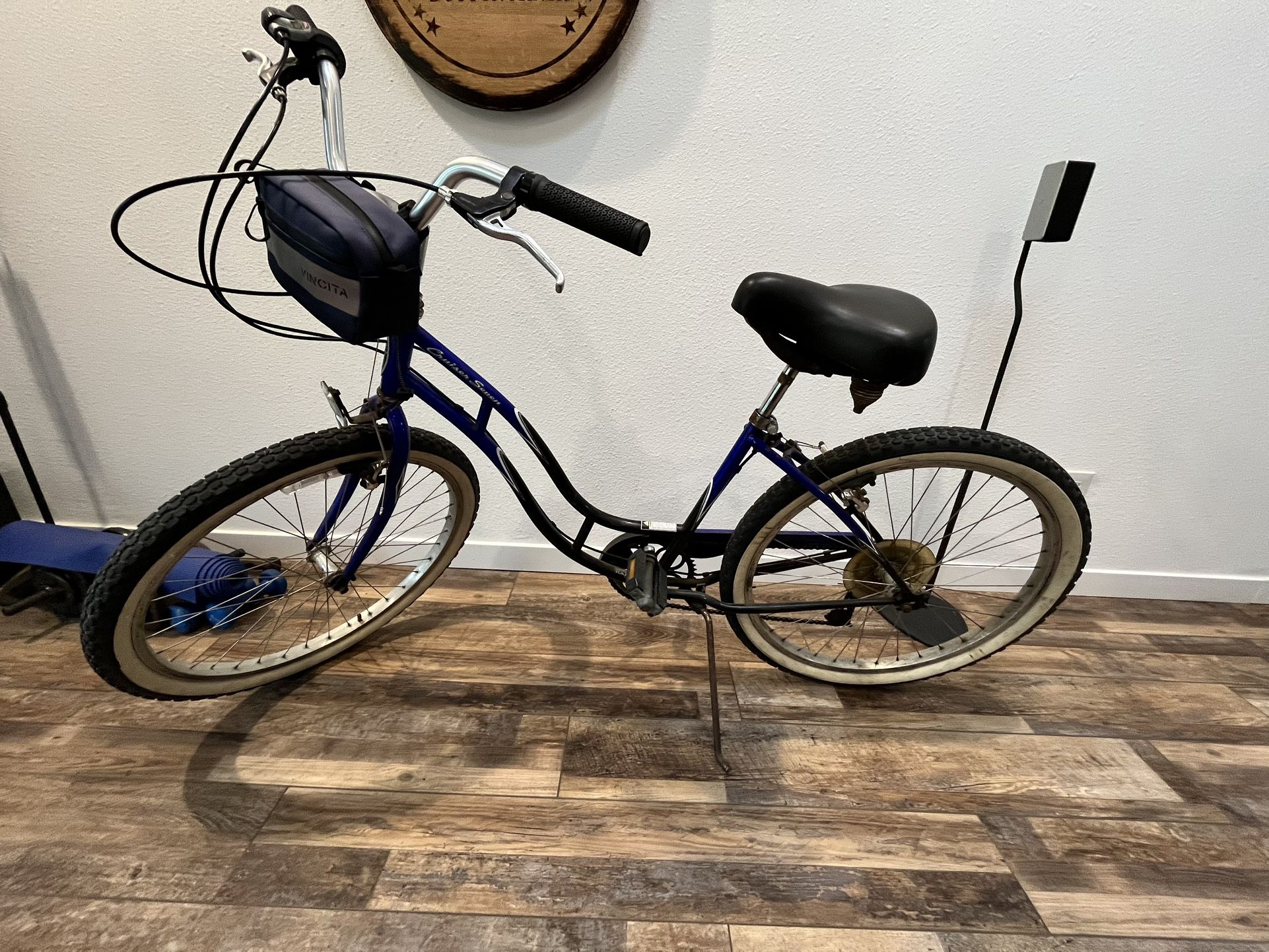 Women’s Schwinn Beach Cruiser 7 Speed